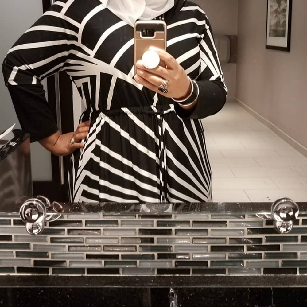 Black and White Short Sleeve Dress